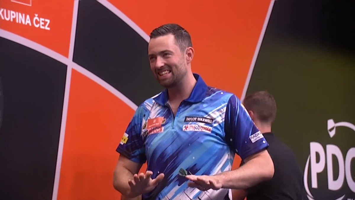 HUMPHRIES' PRAGUE PURSUIT CONTINUES! Reigning champion Luke Humphries continues his remarkable record in the Czech capital! The world number two defeats Andrew Gilding 6-3 to maintain his bid for a third consecutive Czech Darts Open crown! 📺 #ET12