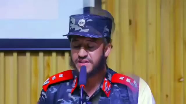 دا تا چې صفاکار د خپل دفتر نیولی دی...!😓