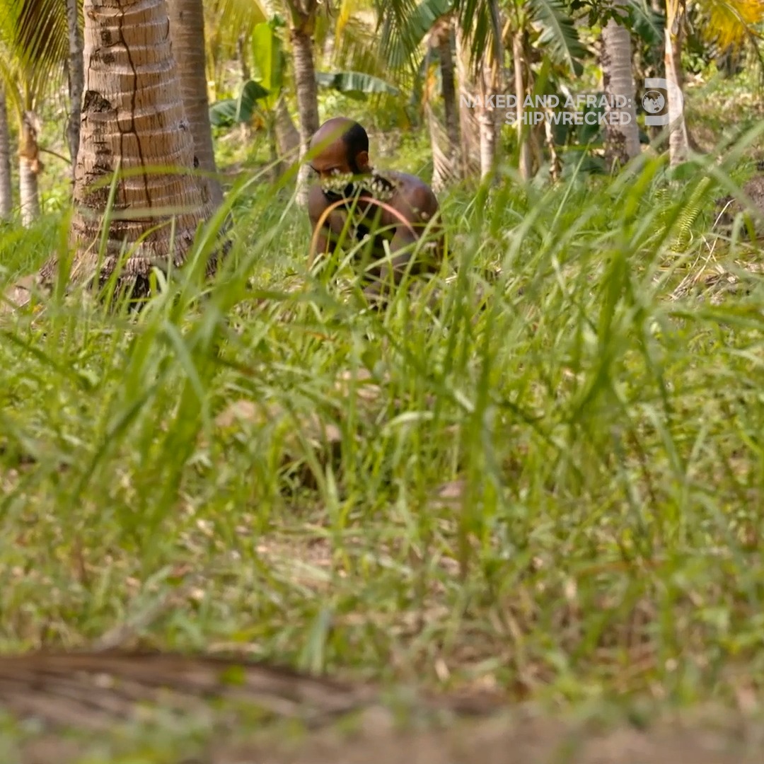 The team dynamics right now are NOT great... Don't miss a new #NakedAndAfraid: Shipwrecked TONIGHT at 8P on Discovery.