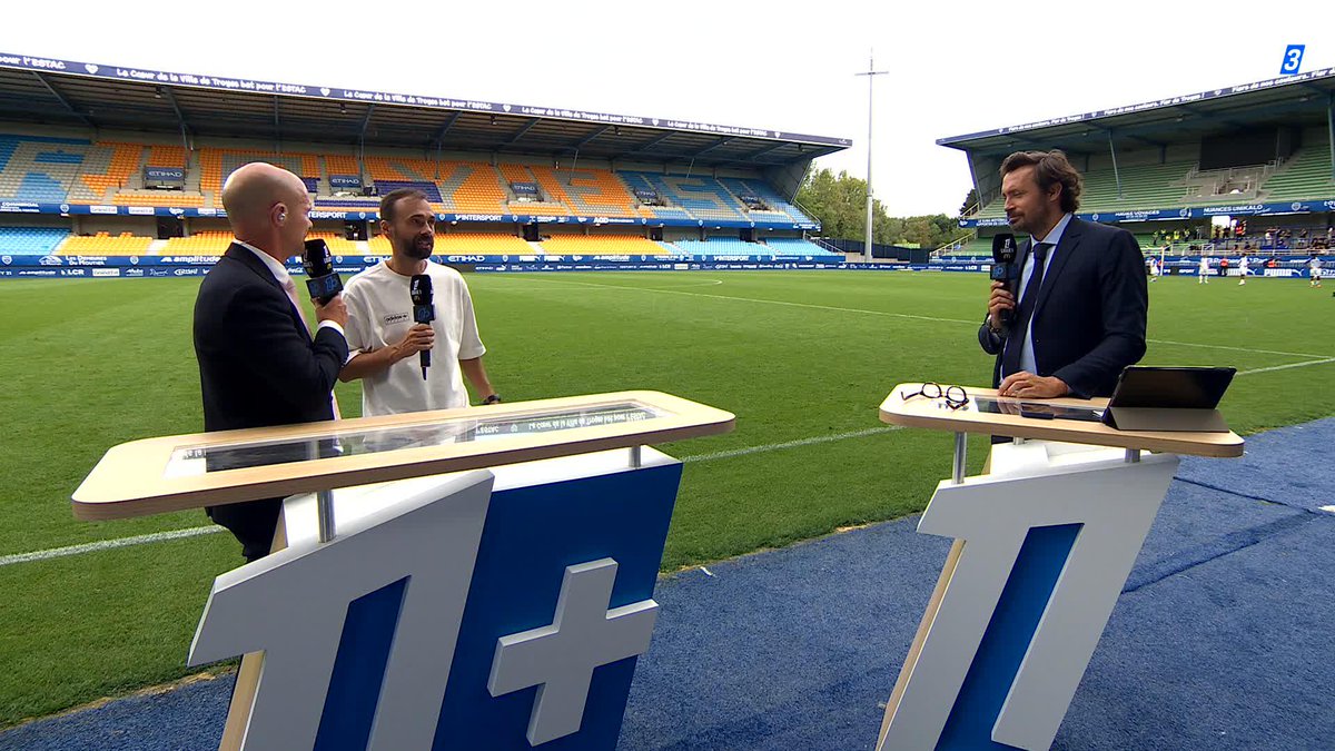 🫶🏼 La déclaration d'amour de Hugo Oliveira pour les supporters de Racing Club de Strasbourg Alsace !
