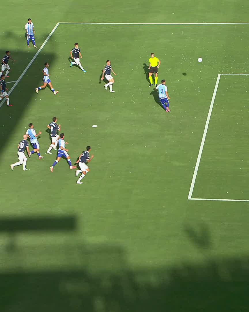 ¡Mathew Ryan adivina el penalti a Chupe! 🧤 MálagaLevanteUD | LALIGAHighlights | VUELVELALIGA