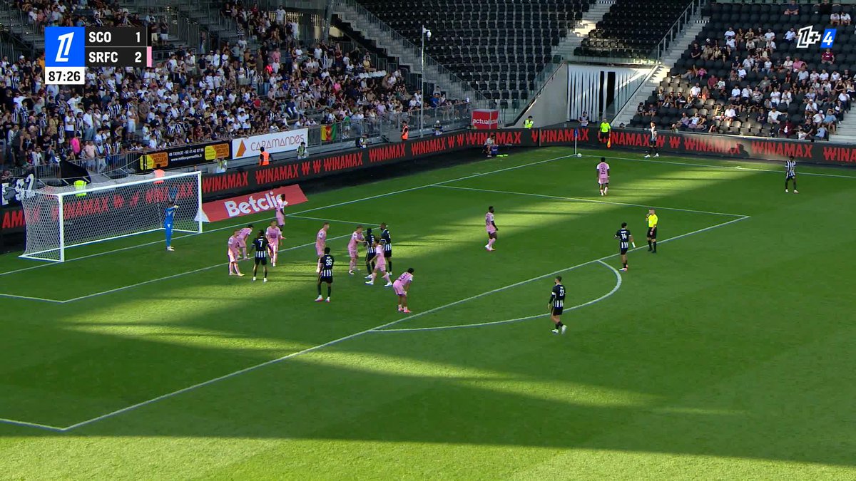Le Angers SCO à deux doigts d'égaliser dans les derniers instants ! 🤏😨 #SCOSRFC