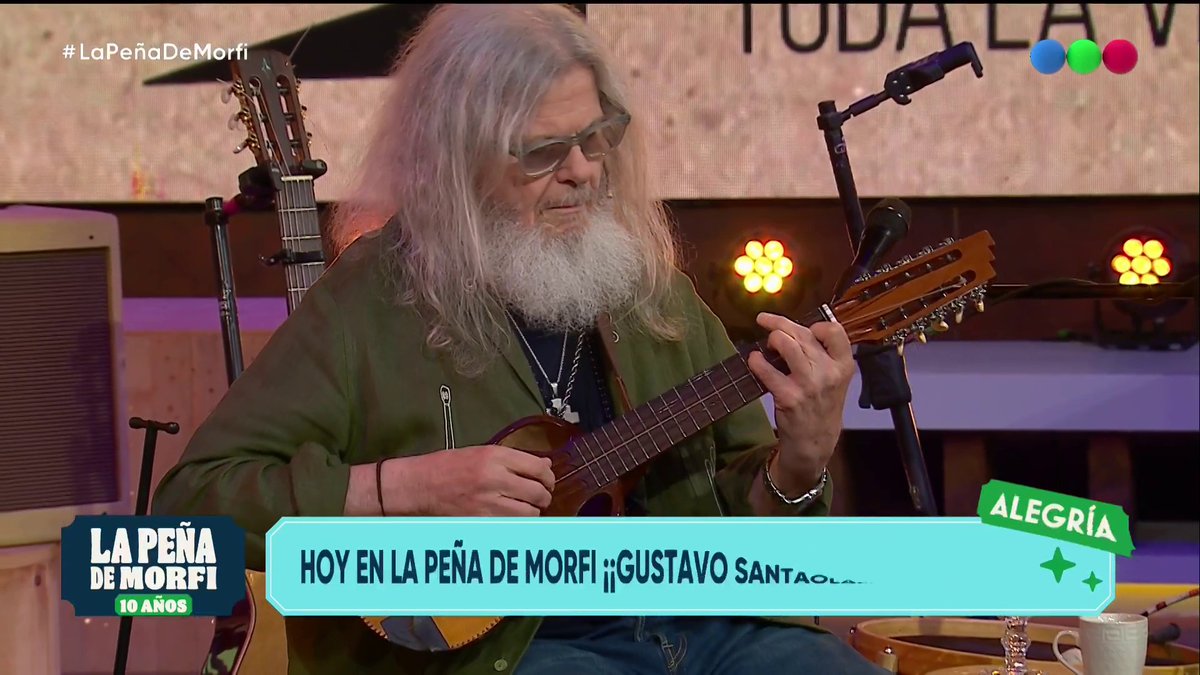 Un honor absoluto, Gustavo Santaolalla en el escenario de La Peña 👏 ✨ 🧉 #LaPeñaDeMorfi