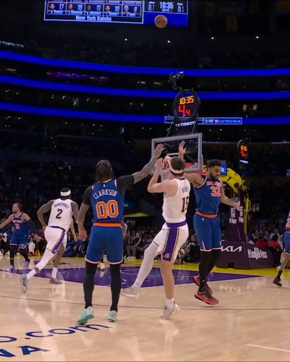 AR deserves way MORE credit for creating his own shots and making them HIGH IQ GUARD