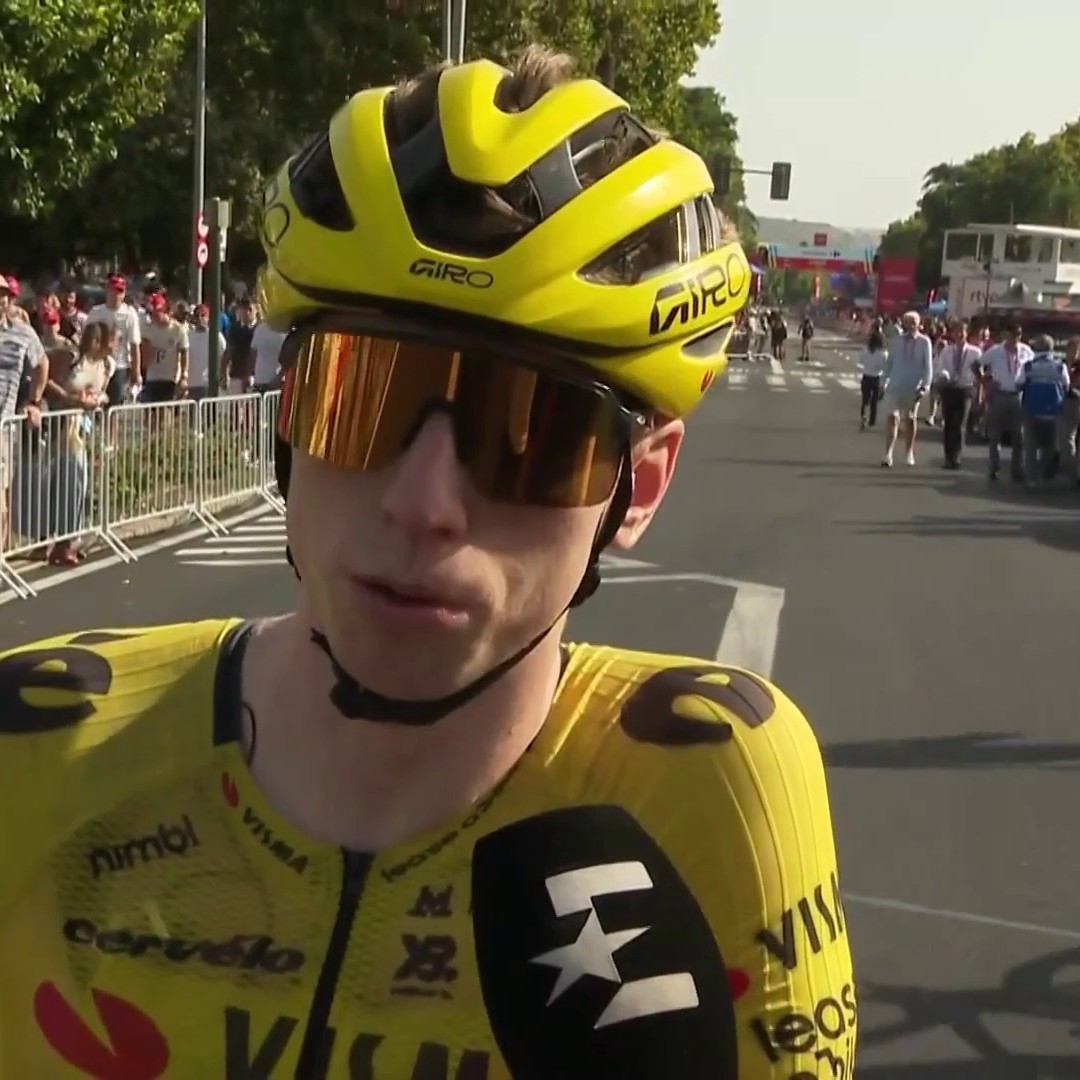 🤬 Matthew Brennan carga en Eurosport.es contra la UCI tras correr a 41 grados de media: "Estoy seguro que están en oficinas a 20º y nosotros dejándonos la piel" "No me sorprendería que haya gente esta noche que se vaya a casa en ambulancia por un golpe de calor" #LaVuelta26