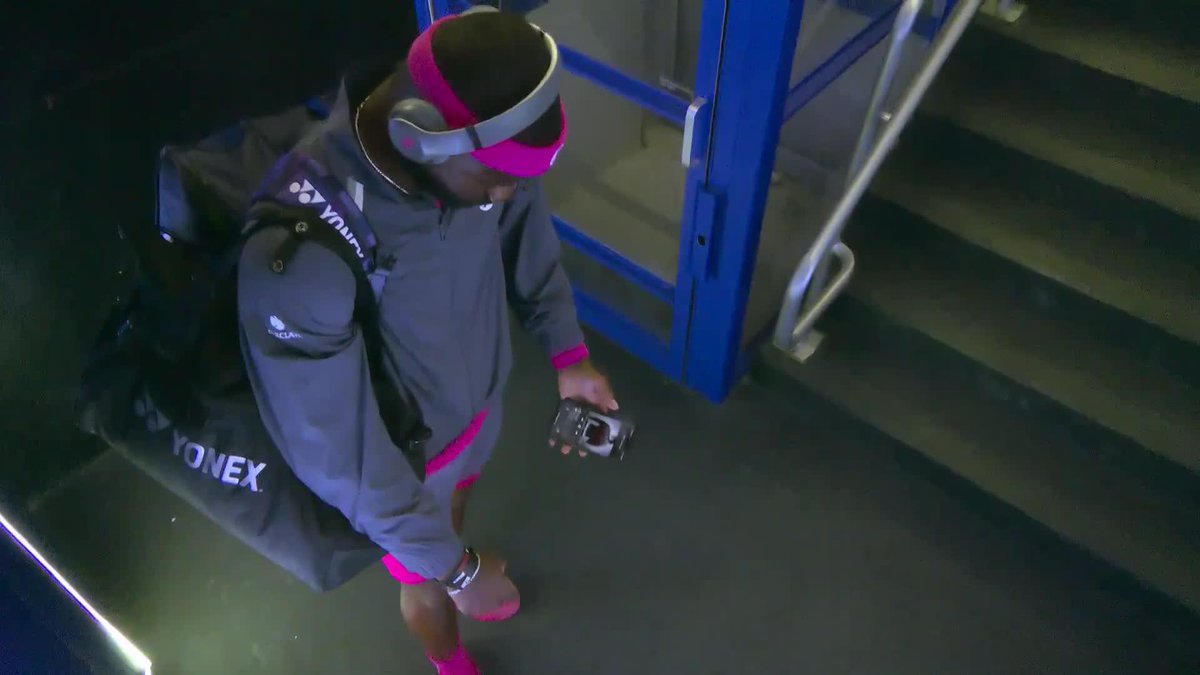 Quarterfinal spot on the line! Tiafoe takes on Medvedev and looks to go 10-0 in Louis Armstrong Stadium.