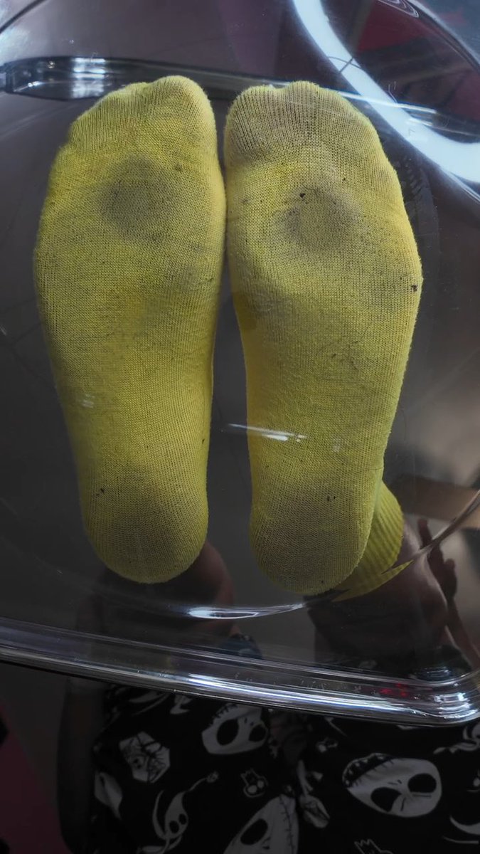 It’s something about @billydollQueen MOST DEFINITELY THE STINKY FEET IVE SMELT