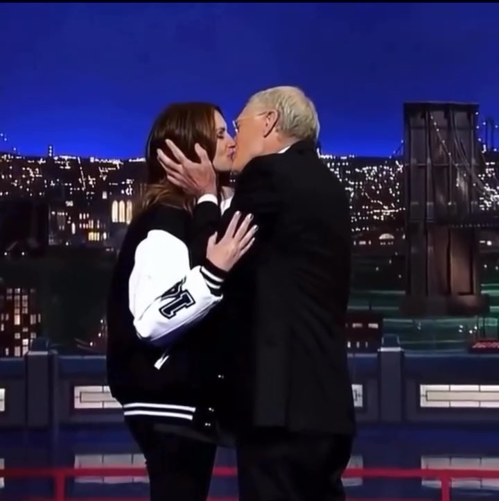 Julia Roberts & David Letterman: When Television Became Memory. Julia Roberts and David Letterman belonged to that era. Across more than two decades and 26 appearances, their encounters became a small but unforgettable chapter in the history of American television. There was always something unpredictable about their dynamic - Letterman's dry provocations, Julia's spontaneous laughter, the pauses, the teasing, the affection. And, of course, the kisses. Seven moments captured here, each belonging to a different point in time. We watch Julia go from the young Hollywood star of the early '90s to one of the defining actresses of her generation. We watch Letterman remain unmistakably Letterman as everything around him changes. Hair changes. Fashion changes. Television changes. The world changes. But their chemistry remains. When Letterman said goodbye to The Late Show in 2015, Julia returned to share one final chapter with him.