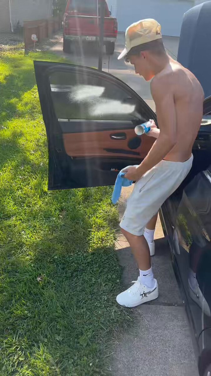 Check the comments for the full version