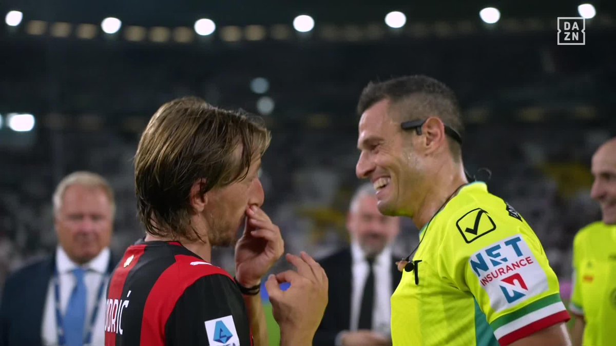 LUKA MODRIC Y SU CONVERSACIÓN CON EL ÁRBITRO AL FINAL DEL PARTIDO 😂 #SerieAenDAZN⚽🇮🇹