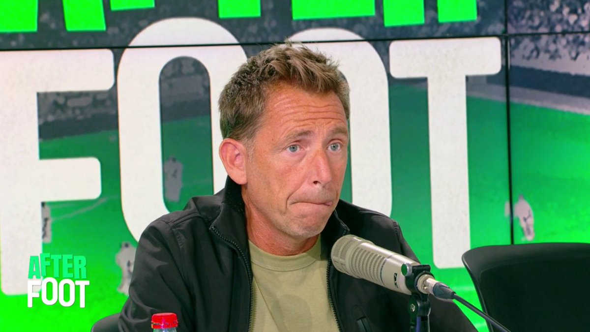 🎙️ 𝚆𝚊𝚕𝚒𝚍 𝙰𝚌𝚑𝚎𝚛𝚌𝚑𝚘𝚞𝚛 : "Sans le ballon, cette équipe de l'OM est trop en difficulté. Ce 11 est totalement dysfonctionnel dans une Ligue 1 avec beaucoup de courses. Ils donnent tout ce qu'ils ont mais c'est trop dur physiquement."