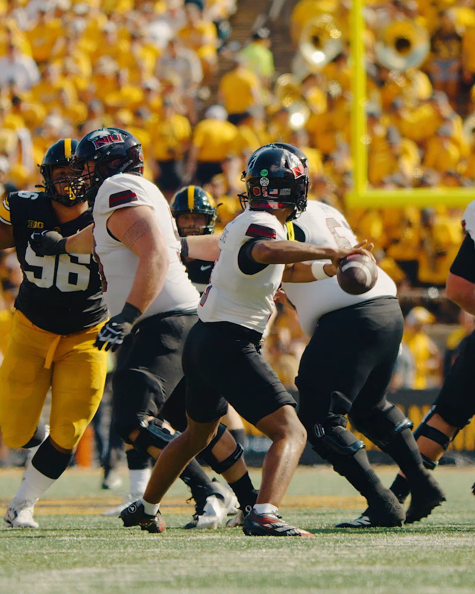First deposit of the year for the Doughboyz. #Hawkeyes x Bean