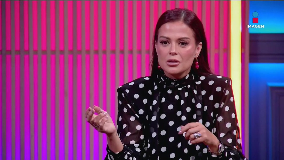 ¡Mariana Echeverría ROMPE EL SILENCIO! La conductora cuenta su VERDAD sobre su SALIDA de ‘Me Caigo de Risa’ y revela qué pasó con Faisy, quien fue su amigo. #ElMinutoSinCensura sábados 8 pm por el 3.1 de #ImagenTelevisión :