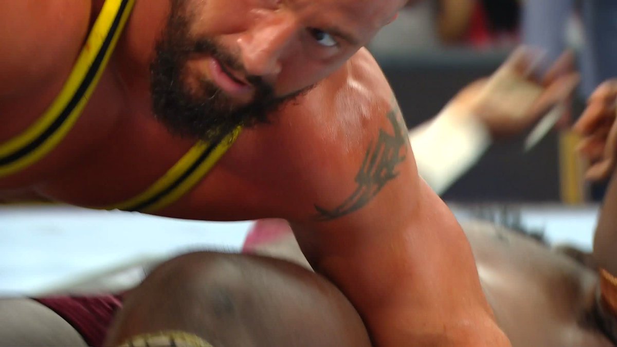 THIS MATCH IS NUTS!!! 🤯 Bronson Steiner | Oba Femi wwe