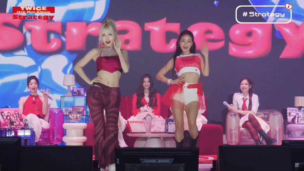 Agora um fato: se vc quer aprender uma coreografia do Twice veja de qualquer membro menos da jihyo e da momo pq elas dificultam a coreografia em 1000%