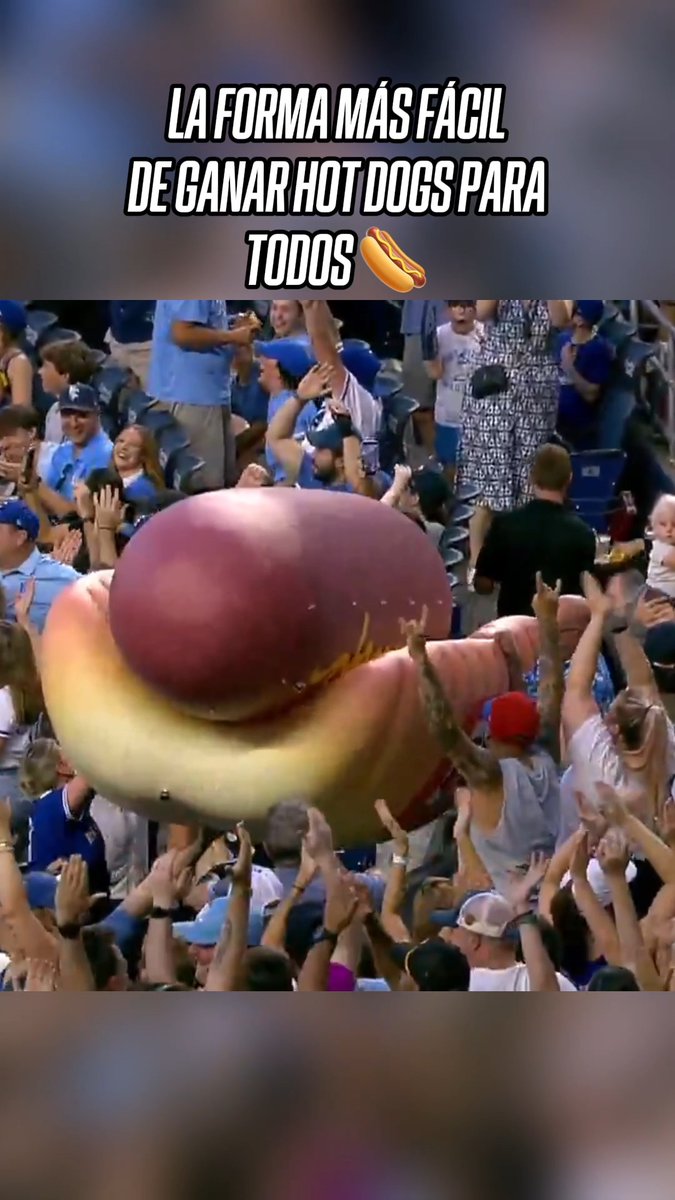 ¡HOT DOGS GRATIS! 😋 🌭 Estos fans tenían 30 segundos para juntar el pan y la salchicha para que todos tuvieran hot dogs gratis. ¡Y lo lograron! 🔥 📹 MLB