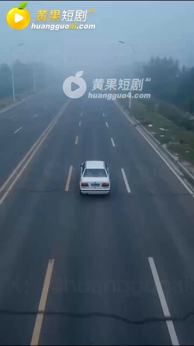黄果短剧 独家原创 《超能旅行团》 EP02 与具备超能力的男主啪啪， 居然也能增强感官能力， 就连快感也加强了。。。 黄果短剧官方APP👇 黄果原创作品抢先看，海量精彩短剧刷不停～ #超能旅行团 #黄果短剧 #ai成人短剧 #ai短剧