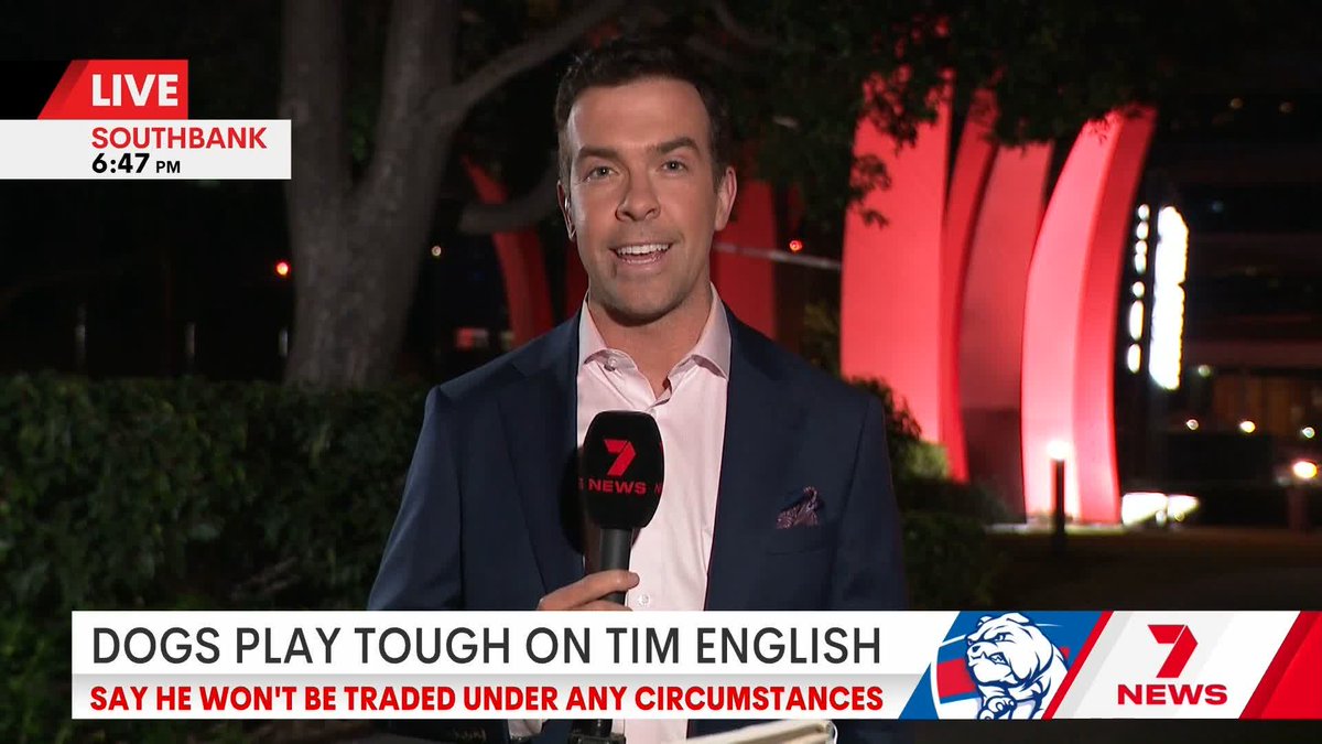 "The Dogs tell me tonight under no circumstances are they trading him (Tim English)." 🗣️ Tom Morris on Tim English's future at Whitten Oval