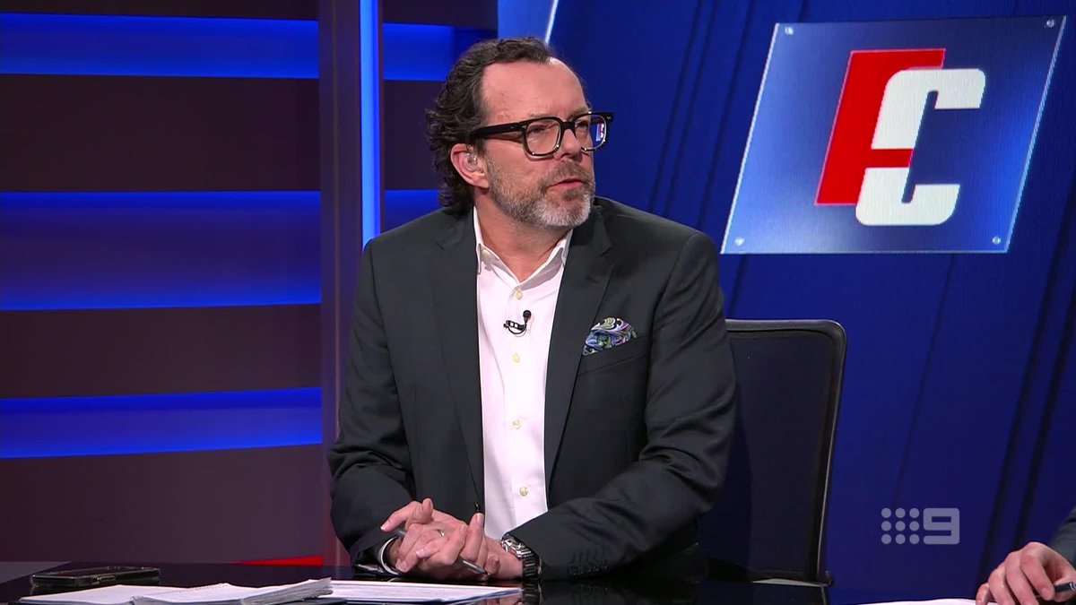 "There was a series of confusing and bewildering player exit meetings where players were left unknown as to what he was thinking about them" Damian Barrett with details on the breakdown between Alastair Clarkson and North Melbourne. #9FootyClassified | Watch on 9 & 9Now 🖥️