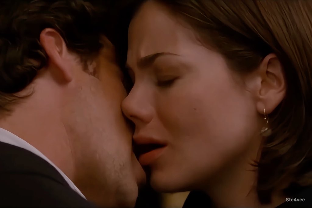 I’m sure all girls want to be kissed like that: