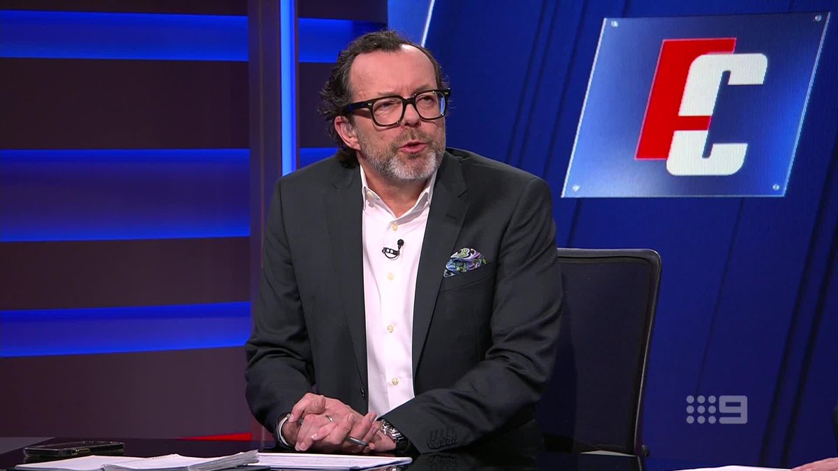 "The future of that club icon is line ball tonight." Damo's update on Tom Liberatore ahead of a crucial meeting with Luke Beveridge. #9FootyClassified | Watch on 9 & 9Now 🖥️
