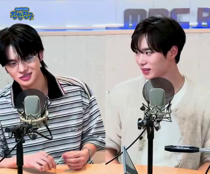 sangwon get choosed by leo as the member who doesn't listen to him lately bc he's not scared with him 😭🤏🏻 🦊 leo choose is? 🦁 i choose with sangwonie! 🦊 among the candidates 🦁 he's chosen as the top one the reason is uh recently on a broadcast sangwon made a remark like, "ah i've never been scared of leo." 🦊 ah, right, right 🦁 hearing that... i mean, well... 🦊 on idol human theater? 🦁 right, well as a friend it's a good thing to say but he's a dongsaeng and there are other younger brothers too. uh, because sangwon said that my aura was slightly... 🦊🐥 ah, aura.. as an hyung this isn't easy 🦁 my aura as an hyung took quite a hit