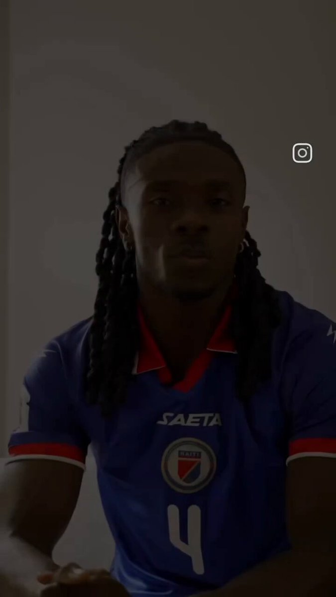 Ricardo Adé vient d'annoncer sa retraite internationale, ce lundi 7 septembre, dans une vidéo publiée sur ses réseaux sociaux. Après 11 ans à porter les couleurs de la sélection haïtienne, le défenseur a remercié les supporters pour leur soutien au fil des années. Avec les Grenadiers, Ricardo Adé aura participé à plusieurs campagnes internationales, dont la Coupe du Monde FIFA 2026. Une page se tourne pour le défenseur, qui quitte la sélection après plus d'une décennie sous le maillot national. 📹Ade Ricardo