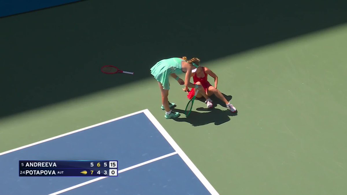 A moment of class 👏 Andreeva helps Potapova back to her bench after a tough fall.