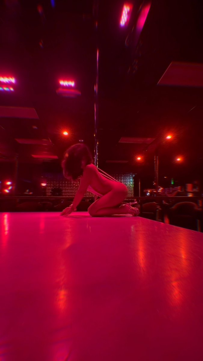 can i dance for you😍🖤🩰