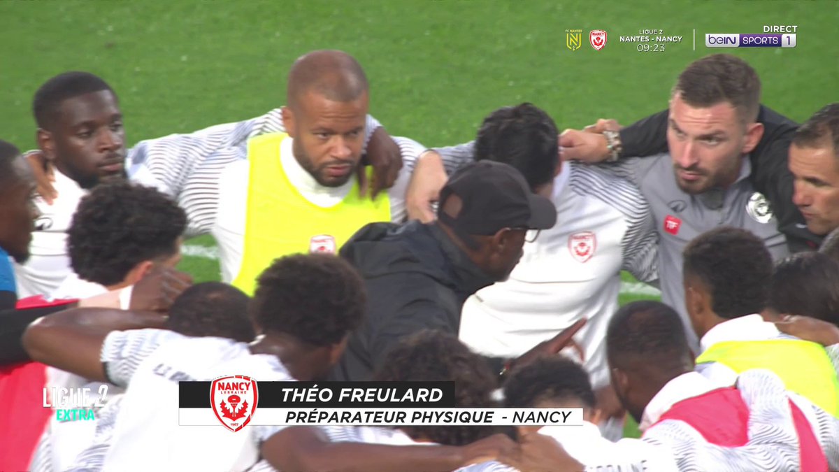 [📺LIVE] ⚽️ #Ligue2Extra 👀 En immersion dans l'échauffement des joueurs de l'AS Nancy Lorraine avec le préparateur physique Théo Freulard !