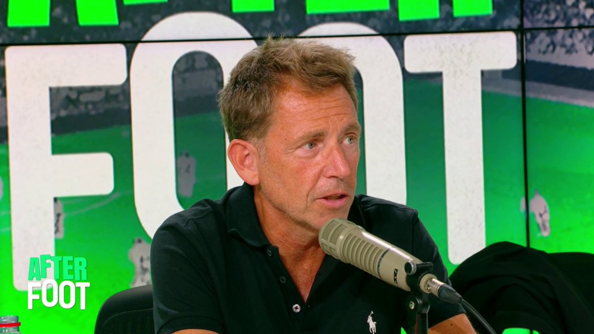 🔵⚪️⚡️ Daniel Riolo comprend les ultras marseillais qui ciblent McCourt. "Aujourd'hui, les supporters de l'OM peuvent en avoir ras-le-bol. Tout l'argent investi n'a servi à rien. Leur message ne me gène pas. Je ne vois pas son apport. Il est arrivé au bout de l'histoire"