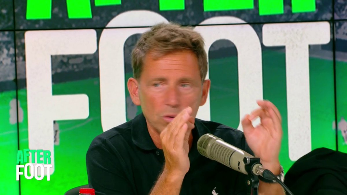 .Daniel Riolo réagit aux déclarations de Mbappé sur le Ballon d'or. 🗨️ "Je n'aime pas du tout ce qu'il dit. On a compris qu'il était en campagne, c'est l'objectif. Le Ballon d'or est une obsession pour tous les joueurs, nous devons nous adapter"