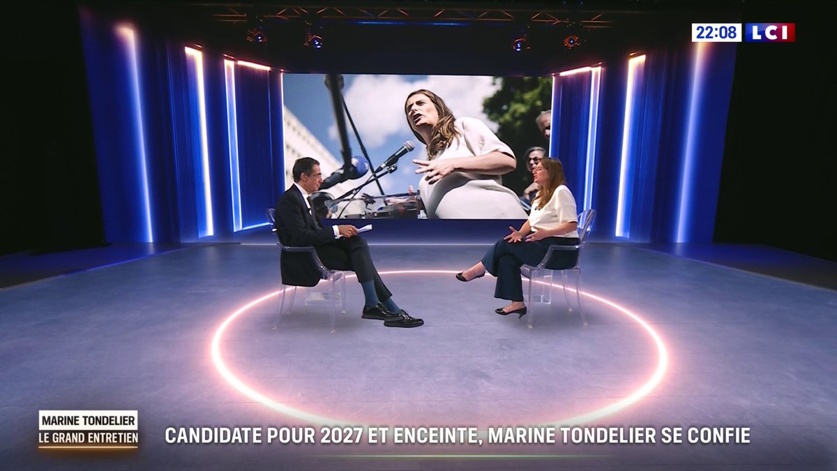 🗣️ "La politique c'est très violent" explique Marine Tondelier 📺 Face à Darius Rochebin sur LCI