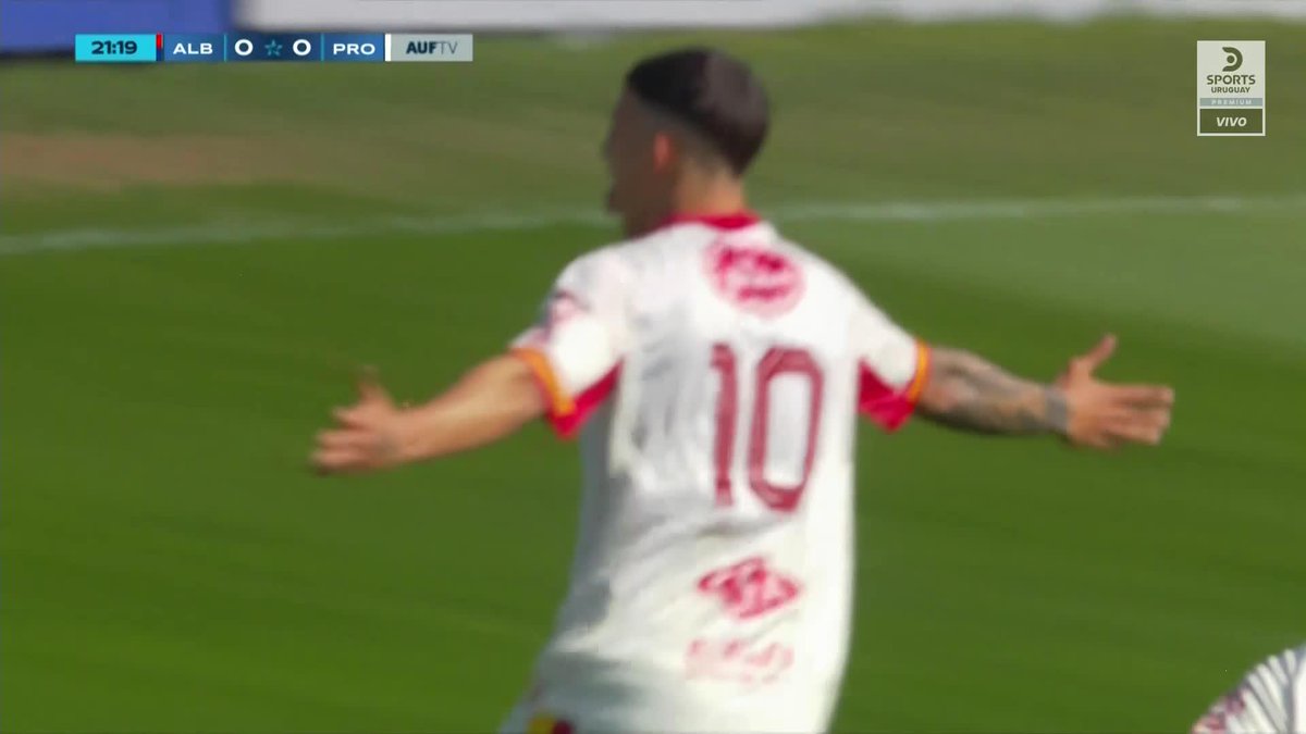 El Magia López le está dando vida a Progreso todos los fines de semana. Lo caro que nos salió no poder repescarlo para mitad de año!