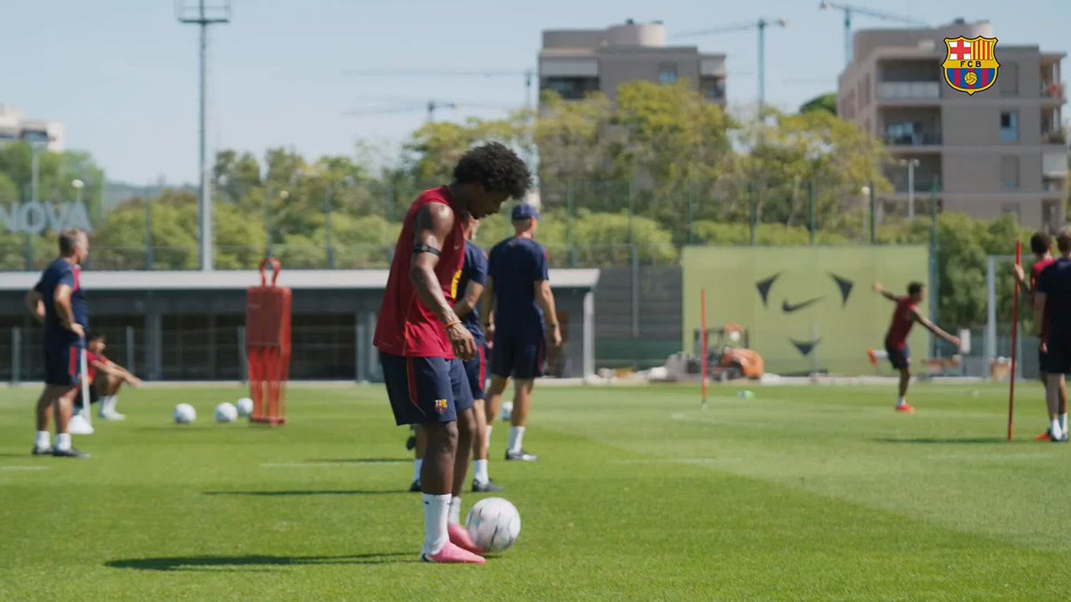 Qué talento de Adeyemi 🎩