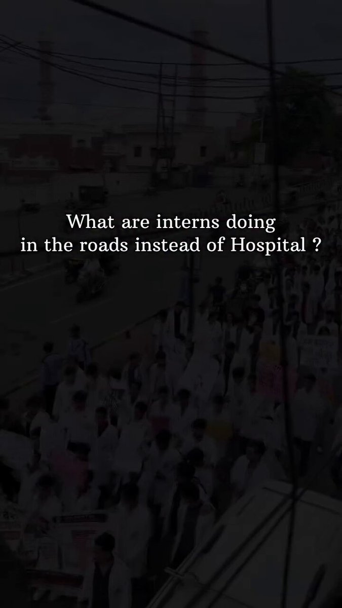 लो अब डॉक्टर भी सड़क पर आ गए, पहले छात्र,नौजवान,किसान व मजदूर को ही सड़क पर आने पर इस सरकार ने मजबूर किया था, पर अब डॉक्टरों का नंबर लगा दिया, अब तो हद हो गई है 😳 गांधी मेडिकल कॉलेज, भोपाल में स्टाइपेंड वृद्धि की मांग को लेकर भोपाल कलेक्ट्रेट तक शांतिपूर्ण रैली आयोजित की गई।