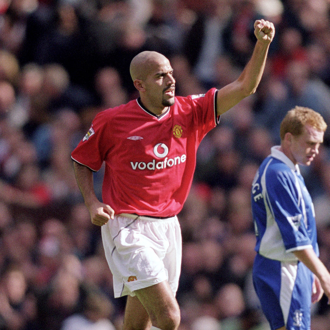 I cannot believe this anniversary was a quarter of a century ago today 😳 Juan Sebastián Verón scored his first goal for Manchester United in a 4-1 win over Everton.