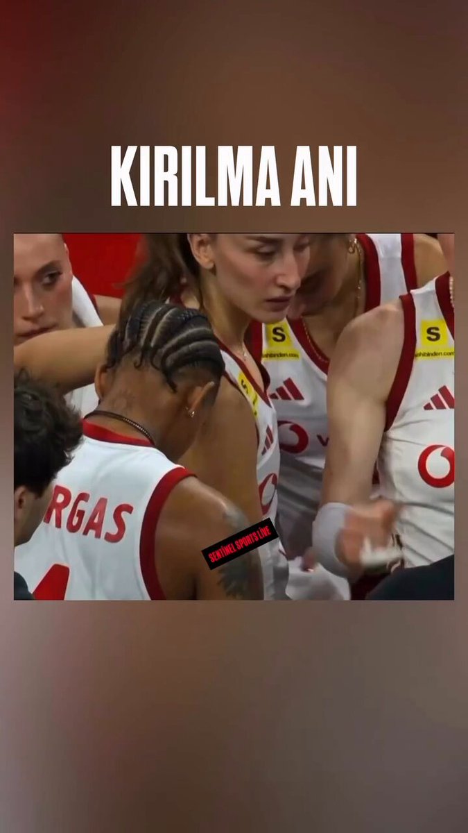 Bütün dünya bu anı izlerken reklam vereceğim diye kendini yırtan TRT! #FileninSultanları ♥️