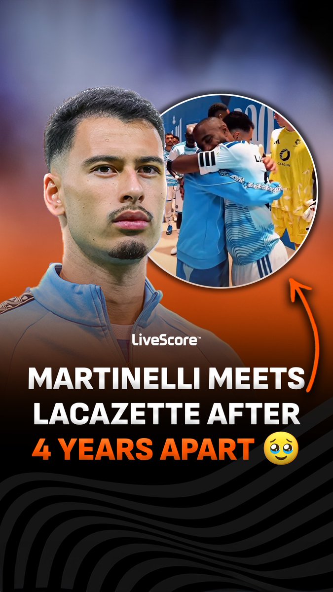 After four years apart, Martinelli reunites with his former Arsenal teammate Lacazette 🥹 This time round though, neither are a Gunner 😭