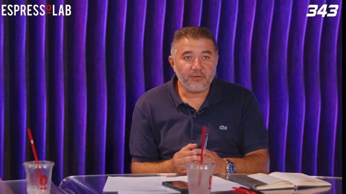 🗣️ Ali Naci Küçük: “Bir gerçek var, Federasyon Başkanı Galatasaray’ın karşısında duruyor. Galatasaray’ın karşısında bu kadar açıkça duran bir Federasyon Başkanı’yla bu kareyi vermek beni rahatsız etti. Ben bir Galatasaraylı olarak bu fotoğraftan rahatsız oldum.” 🎥 🤝 #işbirliği | Espressolab