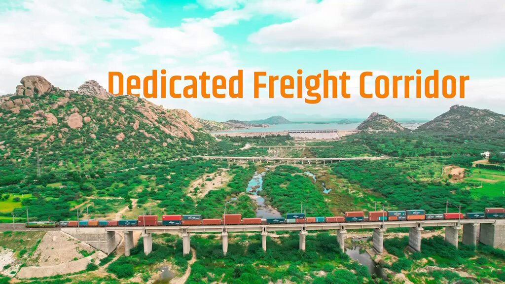 Files से final track तक… 2,800+ km Dedicated Freight Corridor देश को समर्पित 🇮🇳🚆