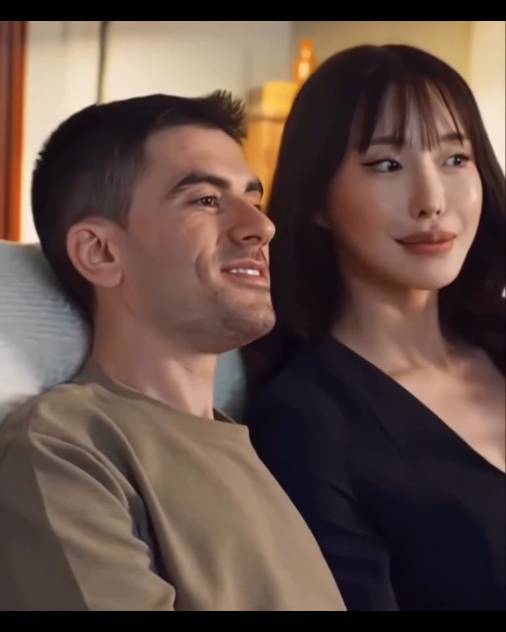 The Moment He Finally Put His Phone Away…Something Unexpected Happened📱👀❤️