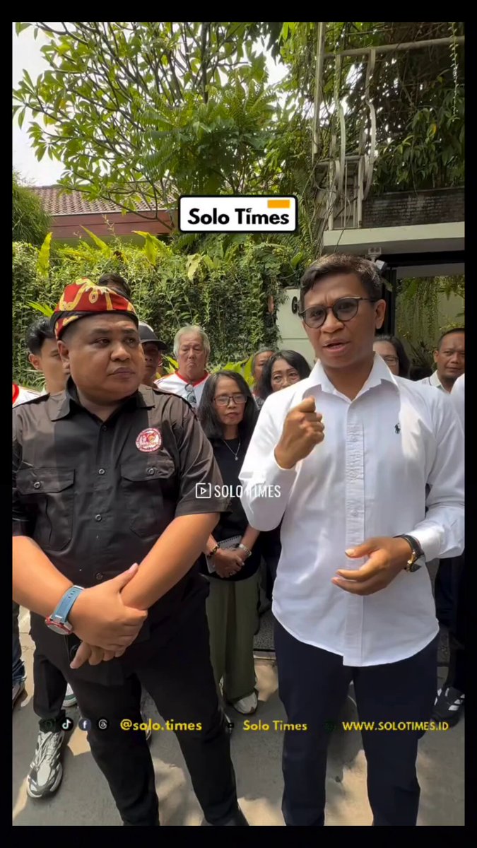 Ternyata ini arahan relawan Gibran setelah bertemu Jokowi. Serang balik Denny Indrayana . Ada yg panik ternyata.🤭