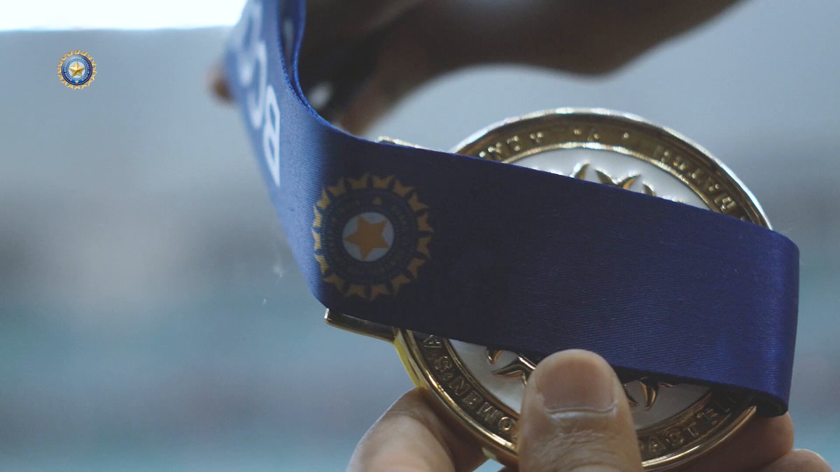 Dressing Room BTS | Impact Fielder of the Match #WomensAsiaCup League Stage Edition 😎 Check out the fielding medal winners from #TeamIndia's three games so far!