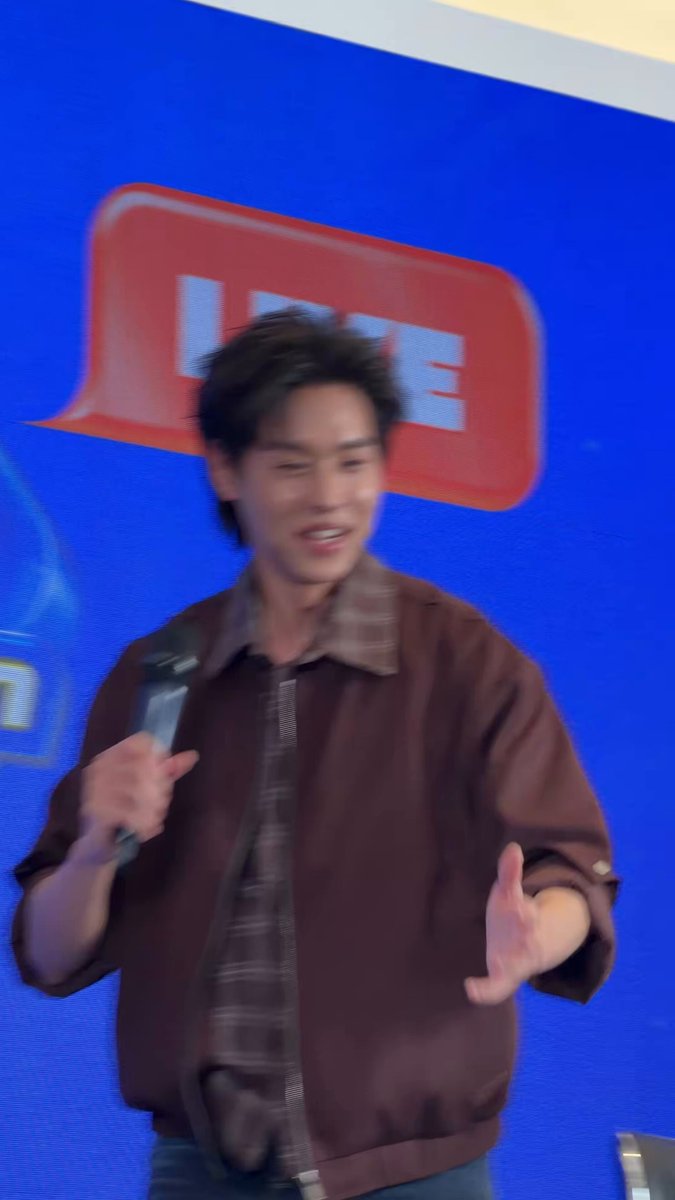 ความรู้สึกตอนเห็น BILLKIN เต้นได้มันเป็นยังไงนะ 🤣 #TMCLIVExBILLKIN #CHECKLIST #ThailandMusicCountdown #Bbillkin