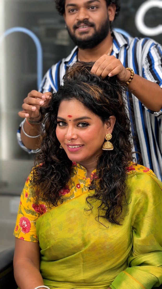 Hairstylist கலக்கிட்டாப்ல!!!!