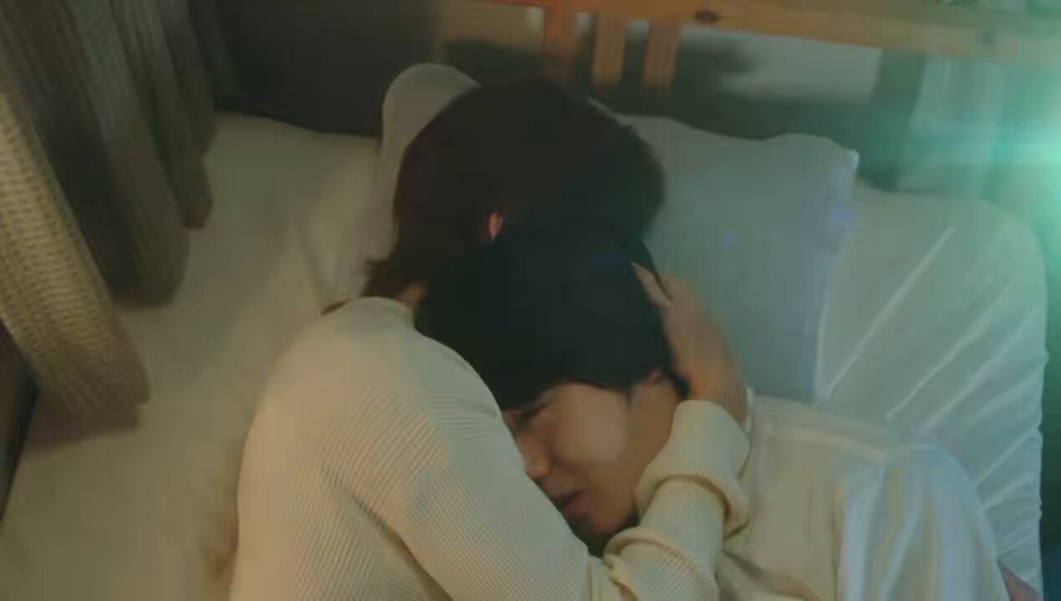 아니 이거 너무 야해요 마스크를 너무 야르하게 벗어