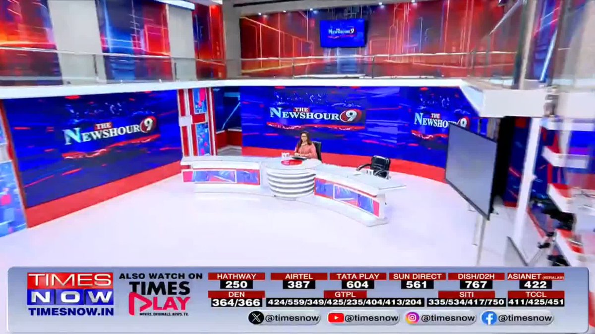 'Dhurandhar' PM's Housefull Welcome Soldout Venue, PM Replugs 'Naraz Fufa' 'Sach Ki Hunkaar Vs Jhooth Ki Goonj' For Cong, Modi's Event A 'Cheap Copy' 99+ Losses Later, Rahul 'Masterpiece' 3 Wins Later, PM 'Cheap Copy' For Cong? Watch @TheNewshour with @NavikaKumar