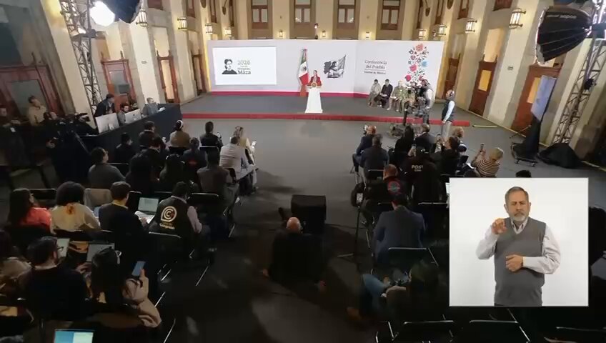 🔴La presidenta Claudia Sheinbaum cuestionó que una misma evaluación educativa pueda aplicarse bajo los mismos criterios a países con realidades distintas, tras conocerse los resultados de la prueba PISA 2025. “La misma prueba para todos los países siempre tiene sus limitaciones por las características de cada país”, señaló.