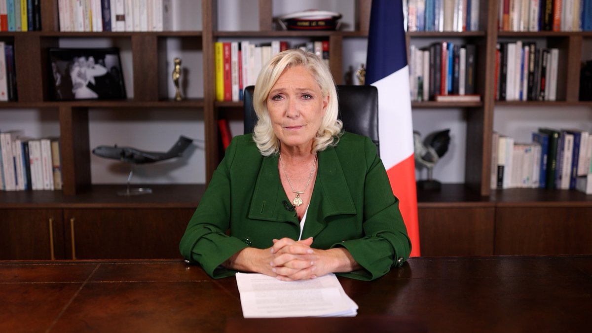 Au nom de ceux que vous avez sauvés, parfois sans même connaître leur nom ; au nom de tous les Français, je vous dis merci. Merci à nos pompiers pour leur courage et pour leur dévouement. Merci de nous rappeler chaque jour, chaque nuit, ce que signifie vraiment servir.